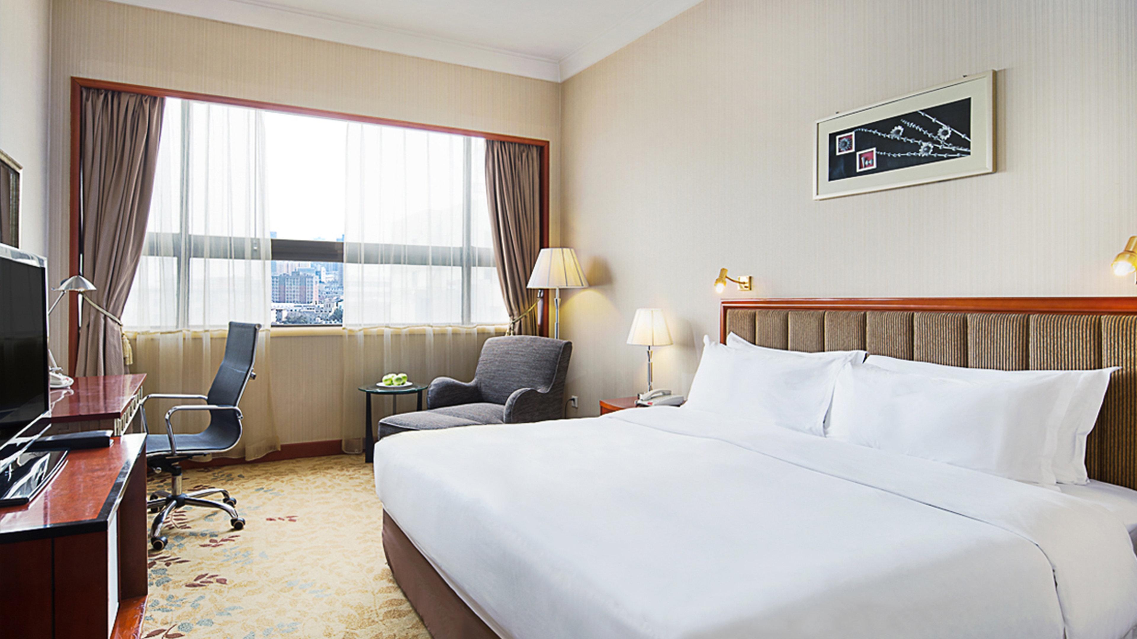 Holiday Inn Zhengzhou Zhongzhou By Ihg Exterior photo