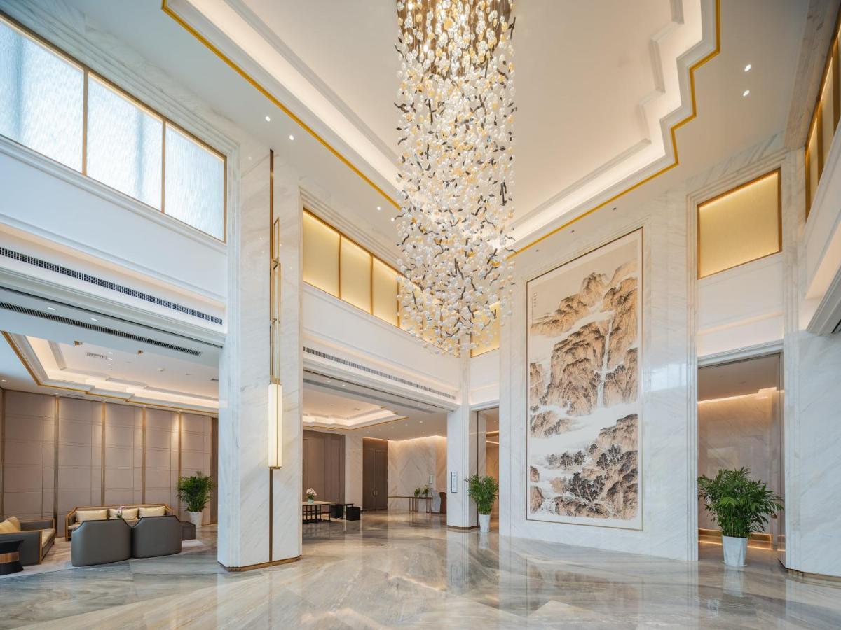 Holiday Inn Zhengzhou Zhongzhou By Ihg Exterior photo