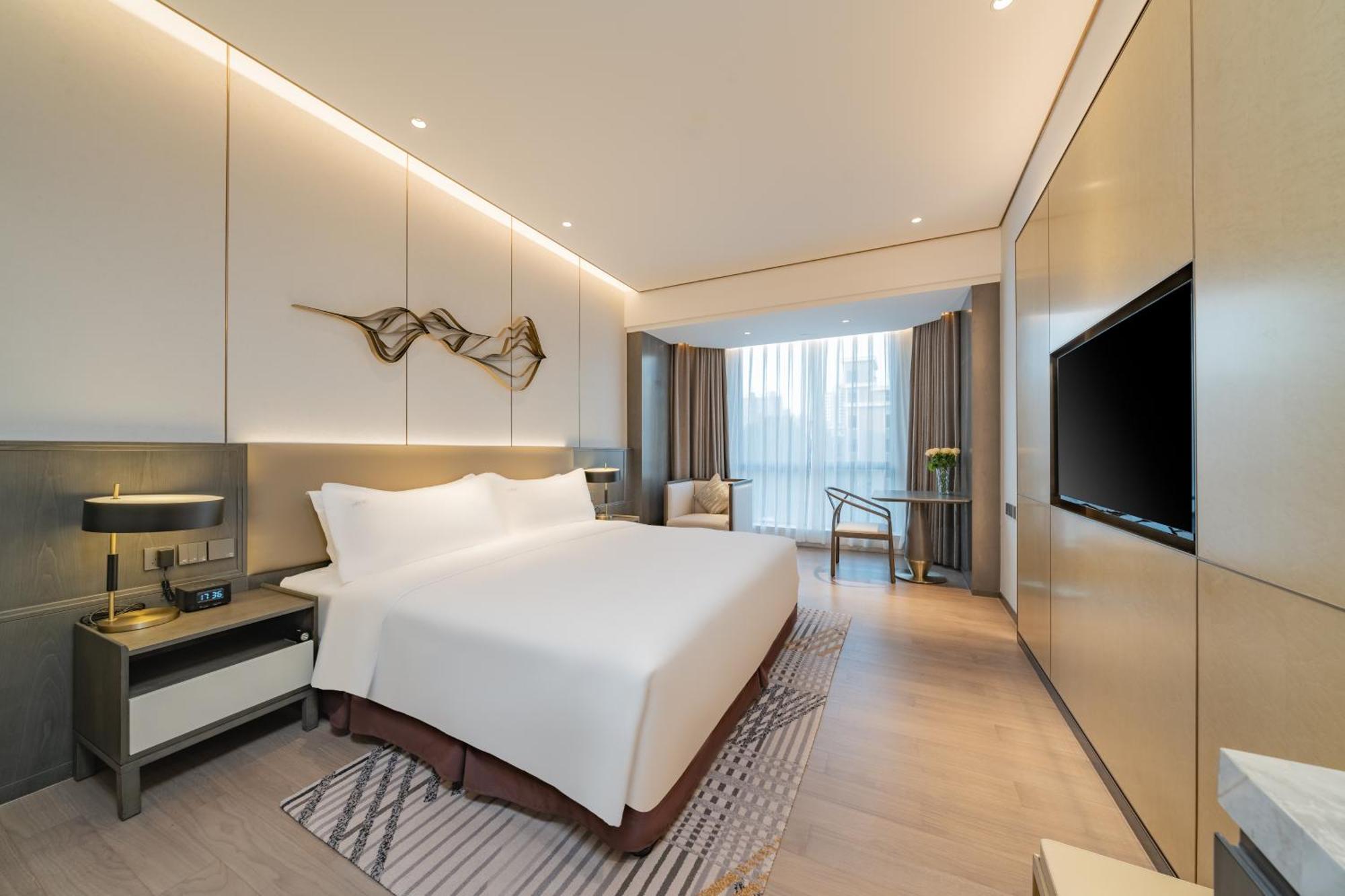 Holiday Inn Zhengzhou Zhongzhou By Ihg Exterior photo